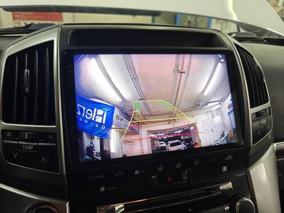 Переходная рамка Toyota Land Cruiser 200 (2007-2015) F3 Тип-C (10")